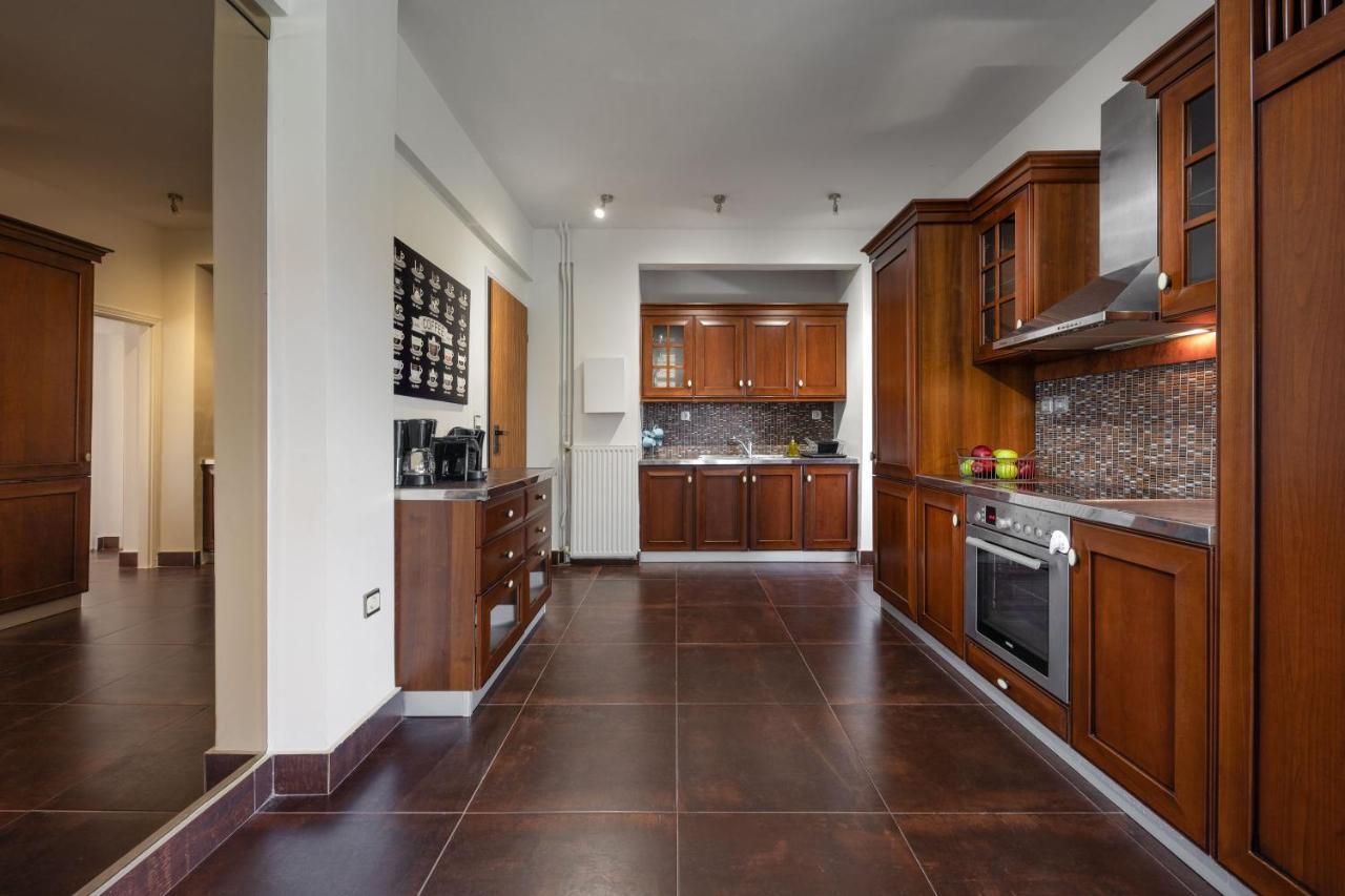 Relux Sea View 2 Bedroom Apartment By Blupine Athens Exterior photo